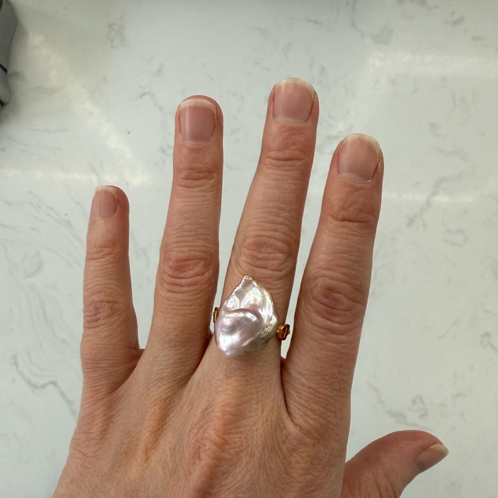 Elegant adjustable Pearl Ring
